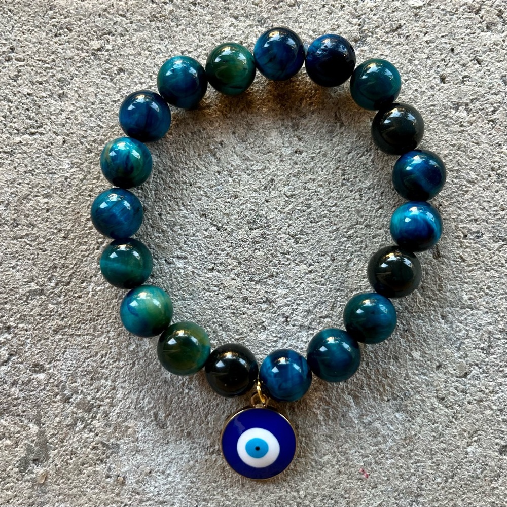 10mm Blue Tiger’s Eye And Evil Eye Pendant Beaded Bracelet - Picture 4 of 4
